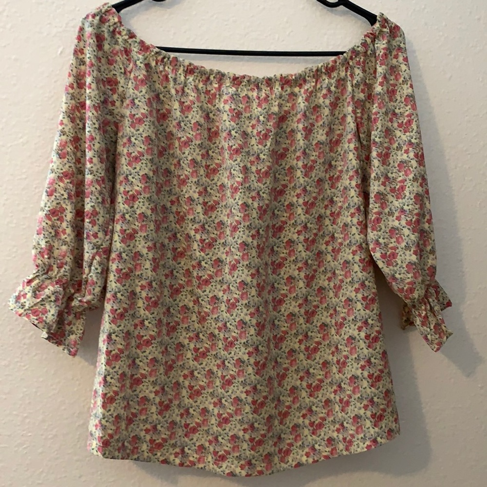 Shirt Floral off shoulder side US 14